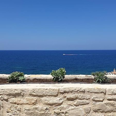 Zefyros Suite , Seafront Retreat ! Pánormos エクステリア 写真