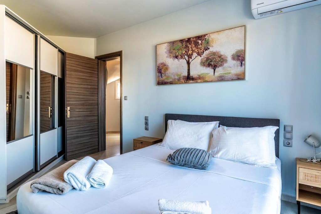 Zefyros Suite , Seafront Retreat ! Pánormos エクステリア 写真