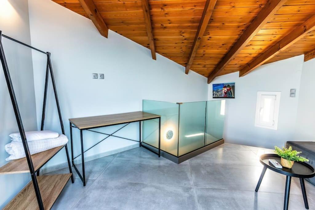 Zefyros Suite , Seafront Retreat ! Pánormos エクステリア 写真